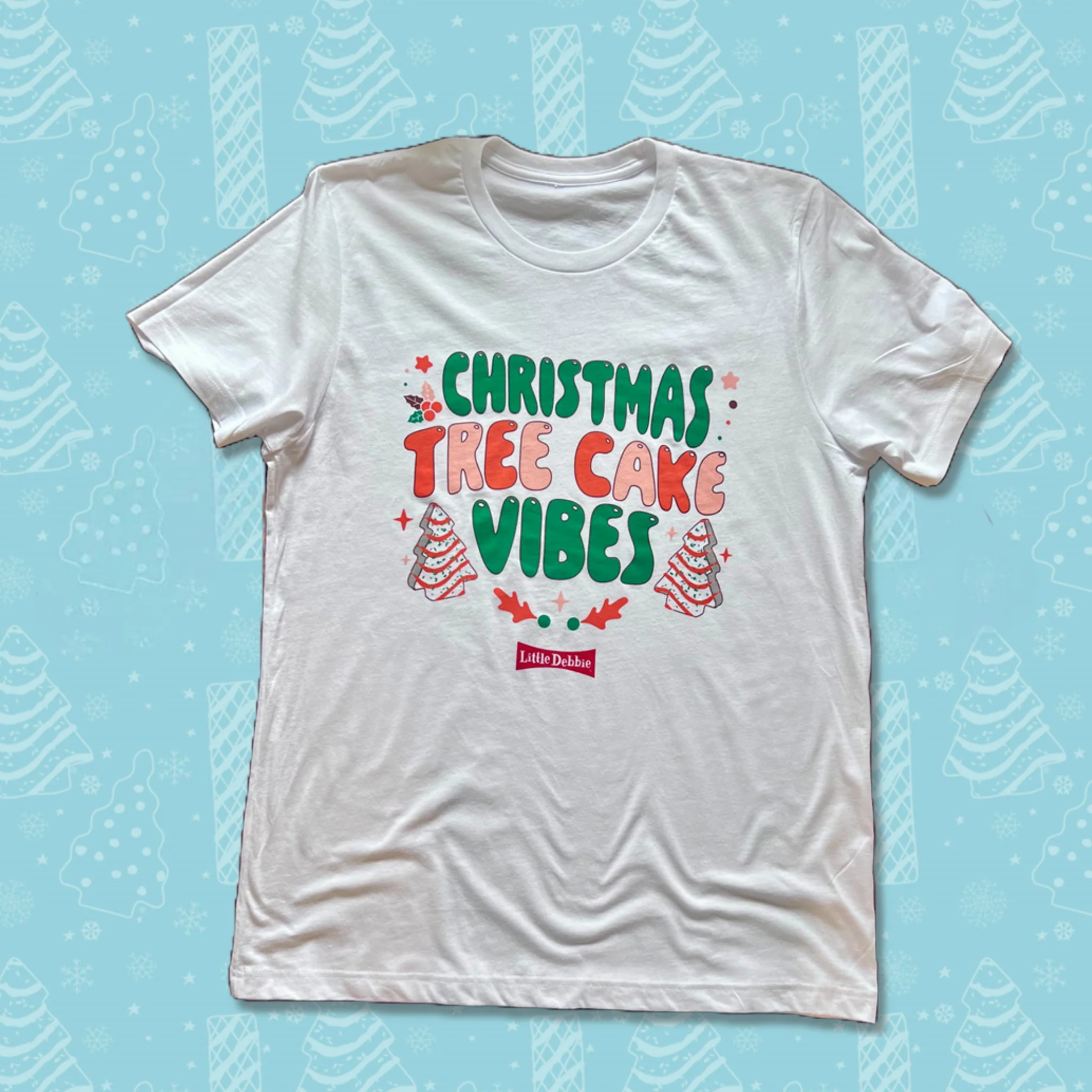 Christmas Tree Cake Vibes Short Sleeve Shirt
